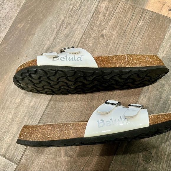 Betula Birkenstock Women’s White Leather 2 Strap Slide Sandal Size 38 / US 7 - Picture 4 of 7
